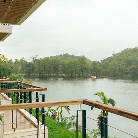 Oleander Farms, Karjat Hotel Екстериор снимка